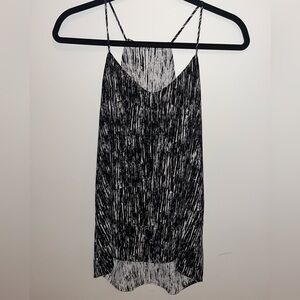 REVERSIBLE express tank top. size medium